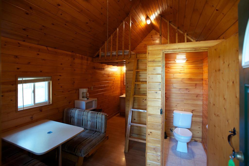 Arrowhead Camping Resort Loft Cabin 22 Douglas Center Εξωτερικό φωτογραφία
